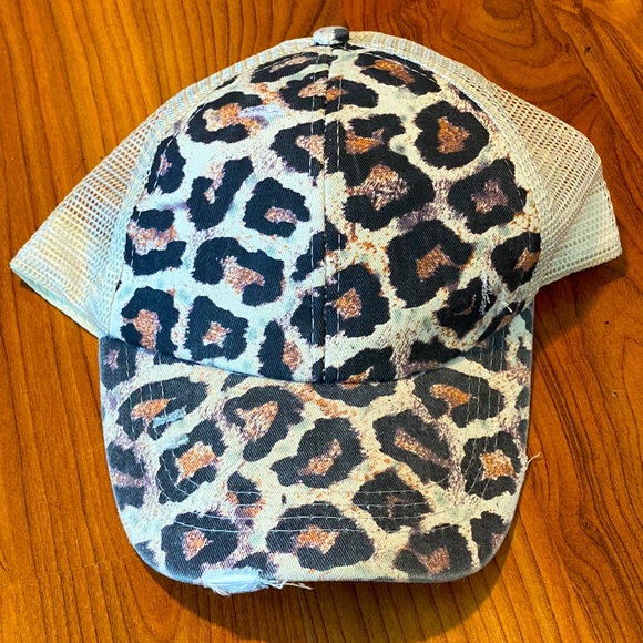Leopard Print Ponytail Hat - Picture 1 of 6